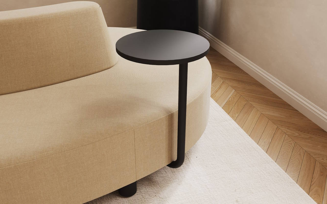 detalj NUBI sofa s pomocnim stolom