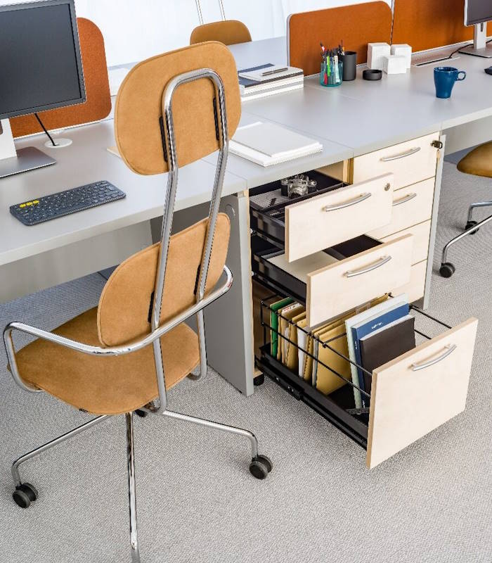 detalj ladicara BASIC